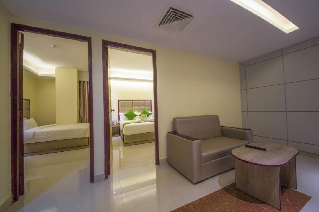 Hotel Mira Garden Sylhet Exterior foto